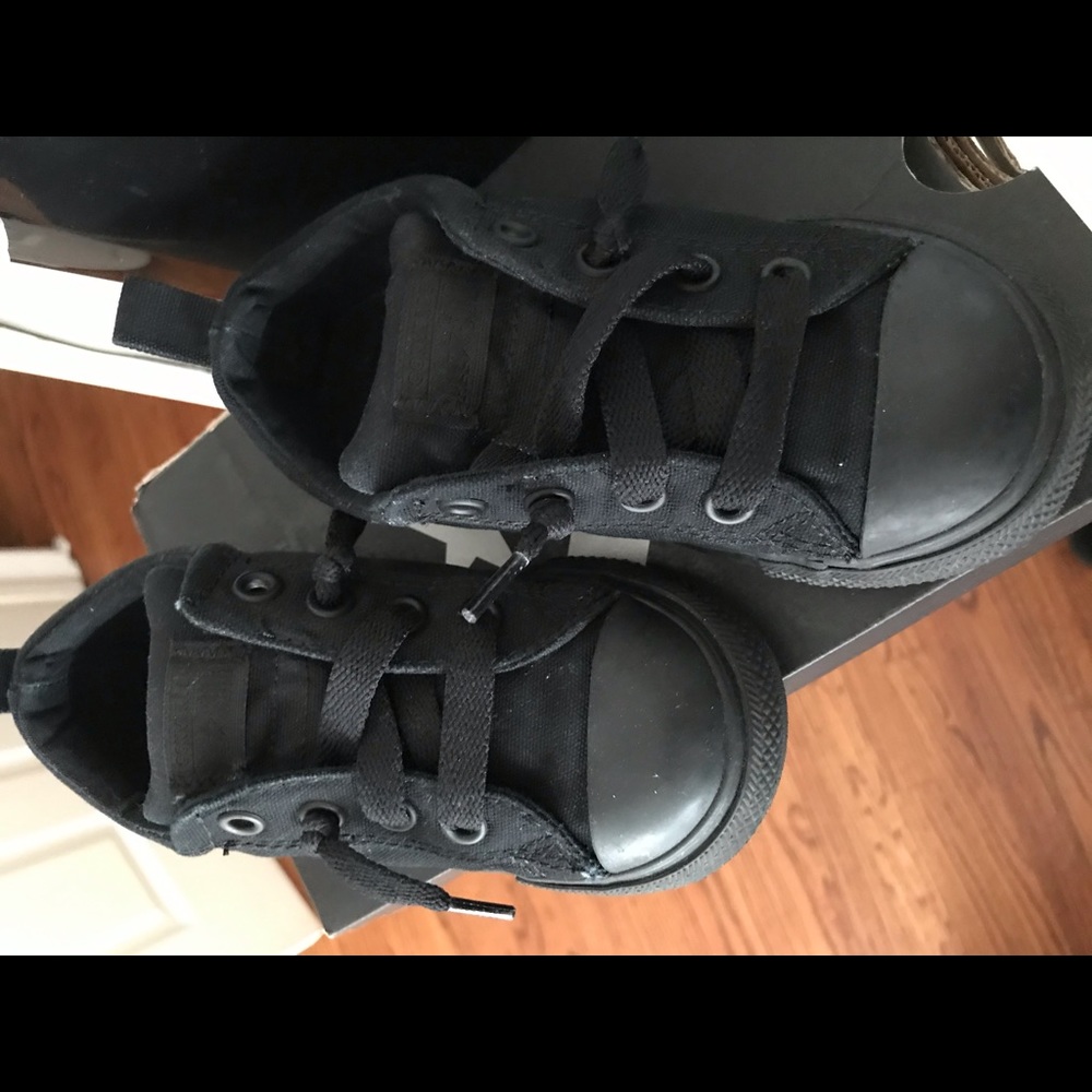 Blk Monochrome Converse